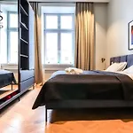 Komfortowy Apartament Zaraz Obok Wawelu, Stradom